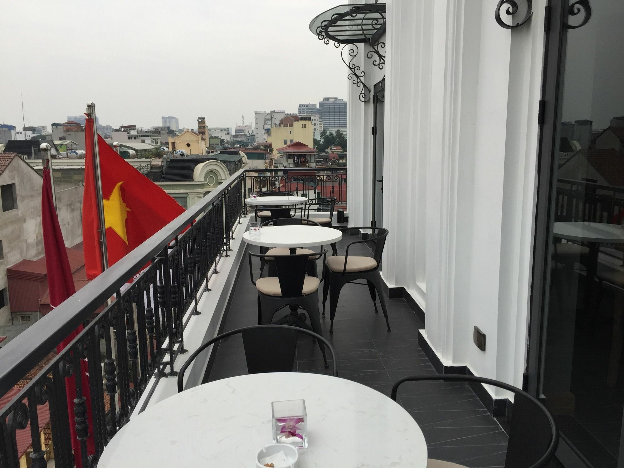 Bespoke Trendy Hotel Hanoi Buitenkant foto